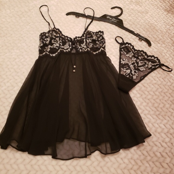 MARILYN MONROE Sheer & Lace Babydoll w/Thong Set - Picture 1 of 3